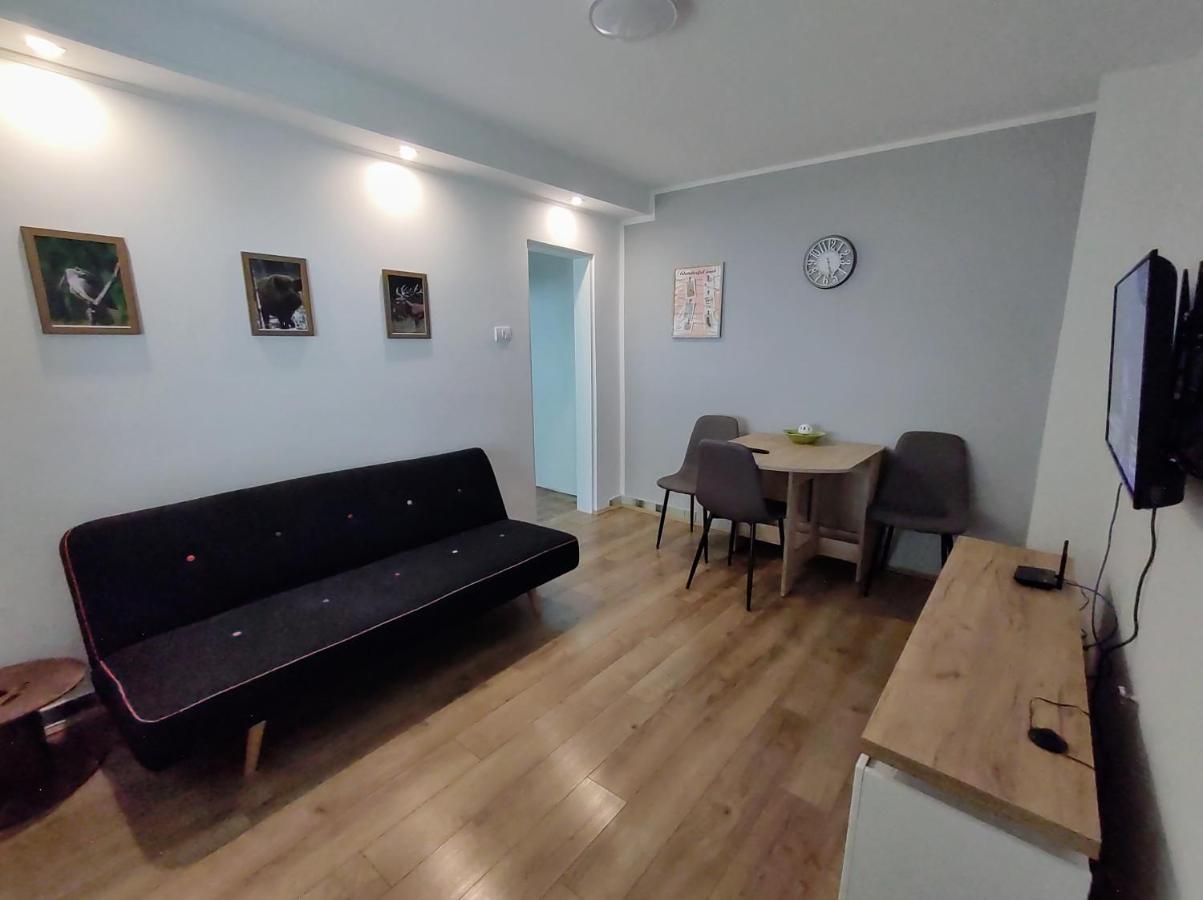 Apatin Apartman Luaran gambar